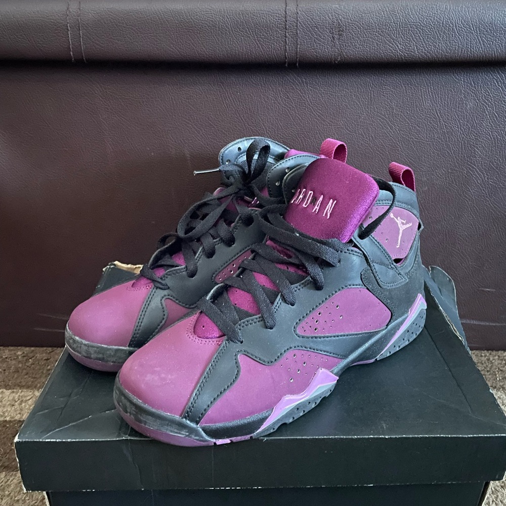 Nike Air Jordan Retro Mulberry Purple Youth 6.5Y Girl Boys 442960-009 GS Fuchsia